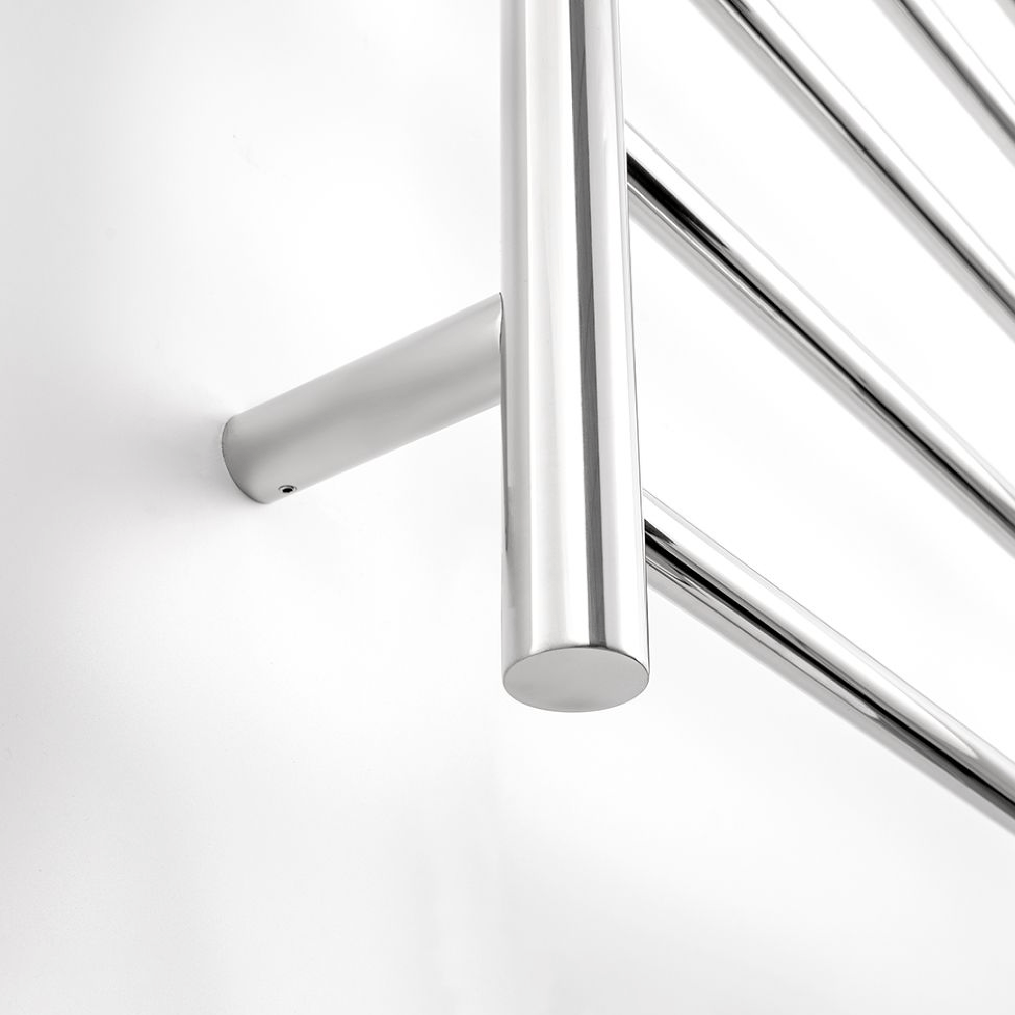 RADIANT - RTR04 Heated Round Ladder 750x1200mm Mirror Polished - Heated Towel Rails - from our - Radiant - supplier–available at Bathroom City Perth