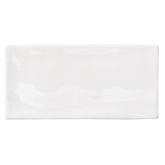Luxe Daylight Gloss 76x152x9TilesBathroom CityBathroom City from Mela – available at Bathroom City Perth