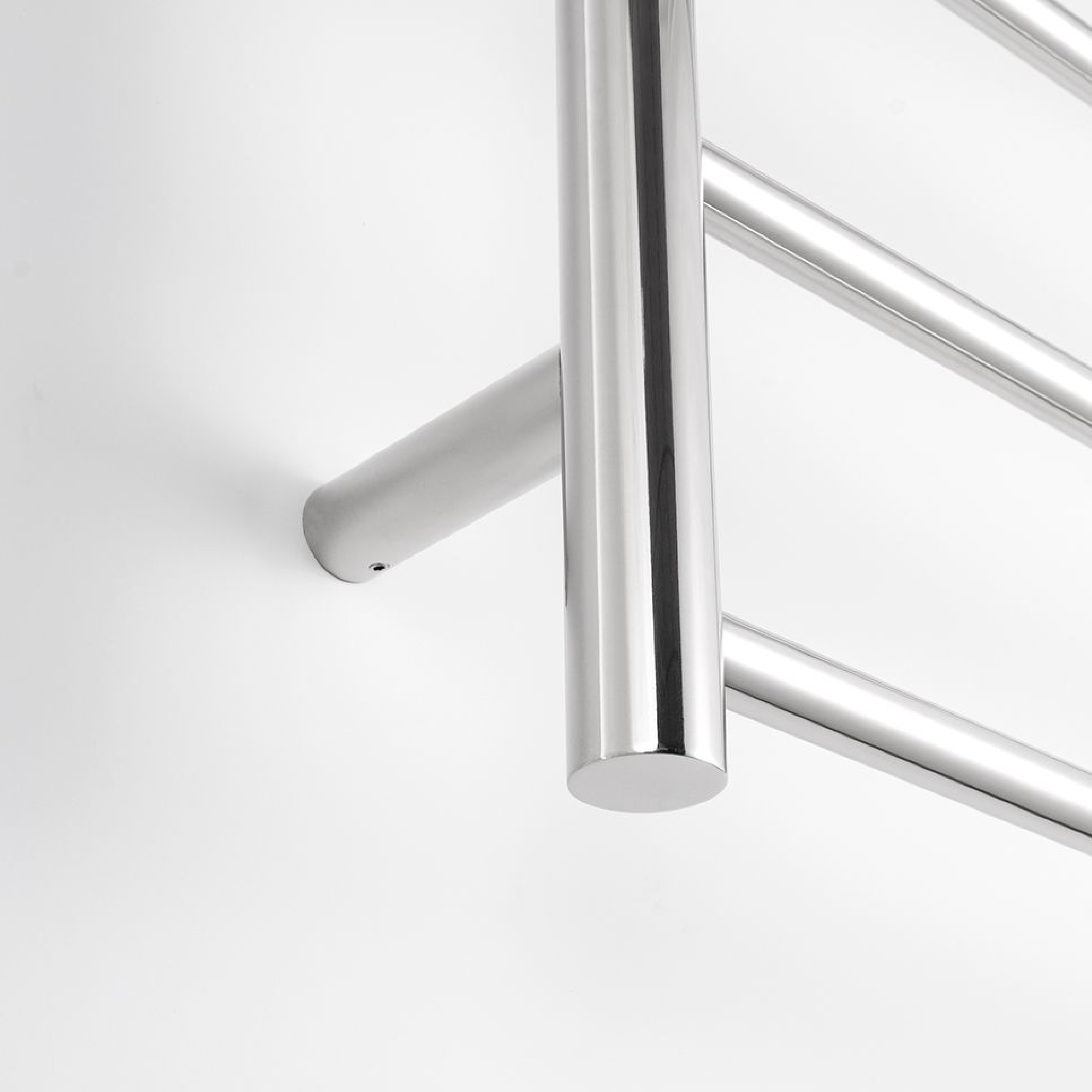 RADIANT - 12V - RTR03 Low Voltage Heated Round Ladder 750x550mm Mirror Polished - Heated Towel Rails - from our - Radiant - supplier–available at Bathroom City Perth